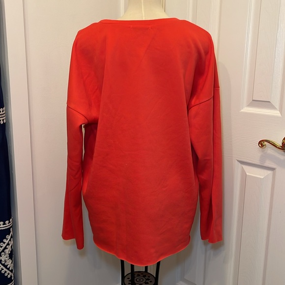 NWOT  Christmas Sweatshirt Truck Christmas tree farm size xl - Picture 5 of 8